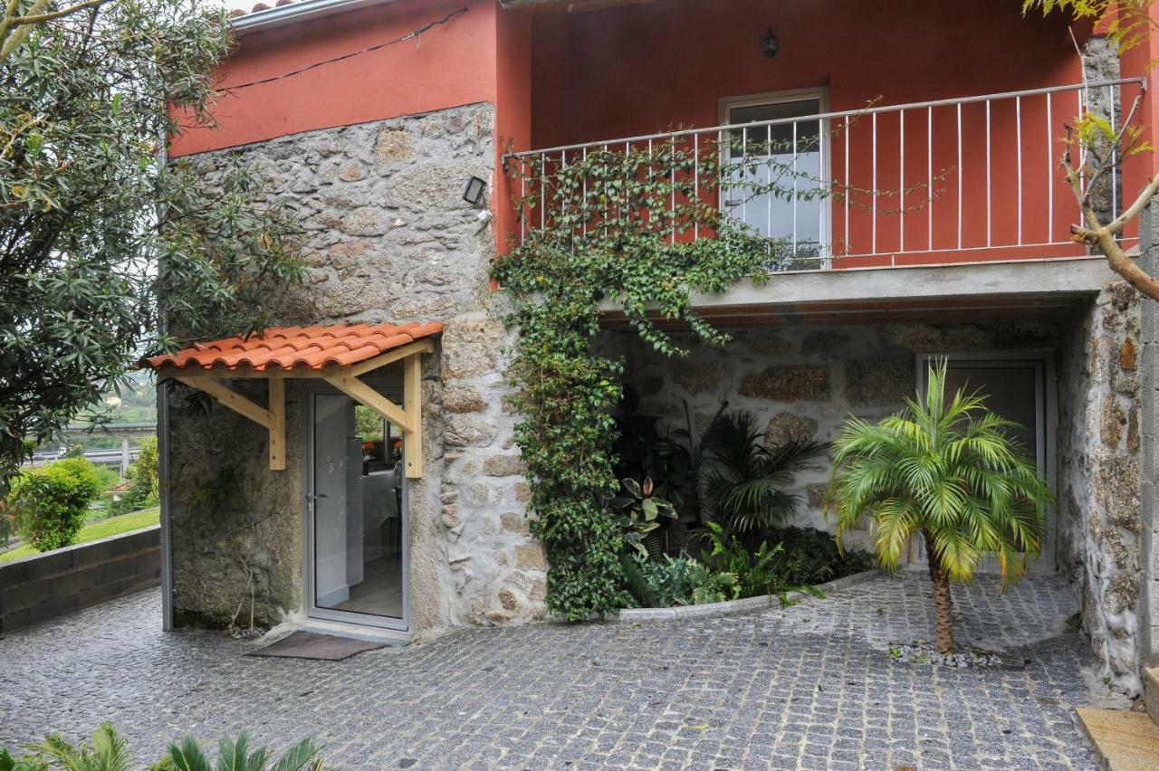 فيلا Casa Do Azevinho - Grupo Casas Vale Do Lima بونتي دي ليما المظهر الخارجي الصورة