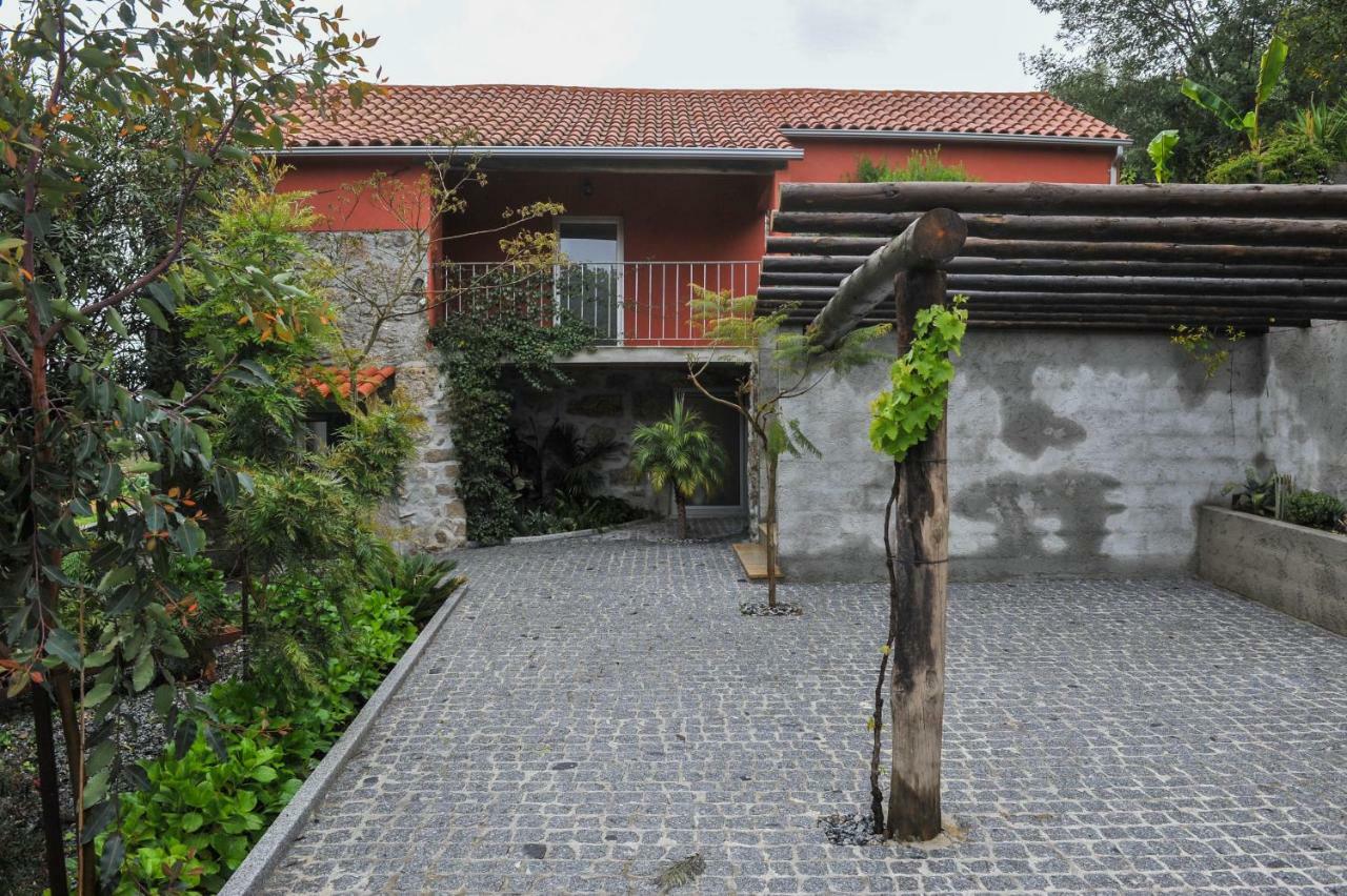 فيلا Casa Do Azevinho - Grupo Casas Vale Do Lima بونتي دي ليما المظهر الخارجي الصورة